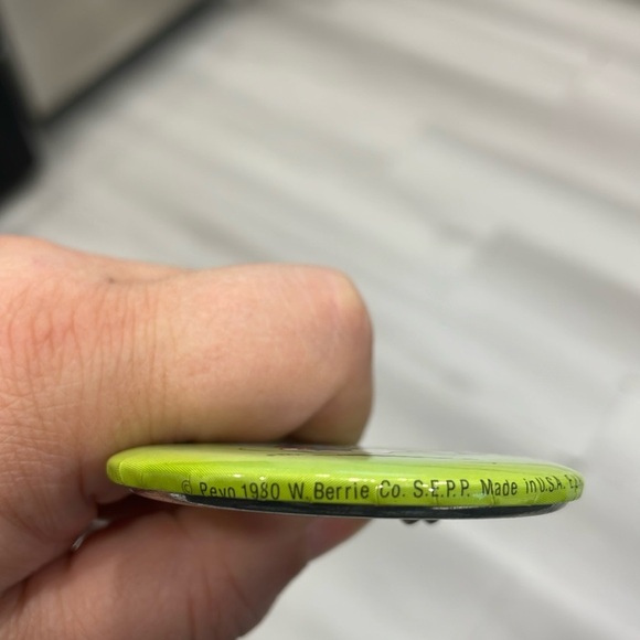 Vintage Button Pins - Picture 9 of 13